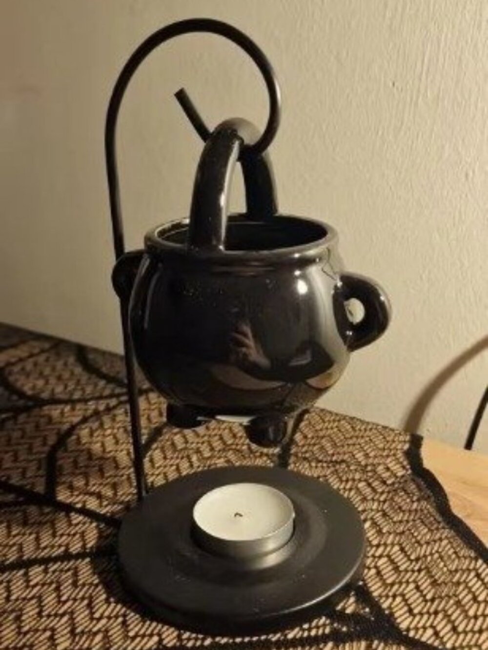 Ceramic Tea Light Cauldron - Picture 3 of 4